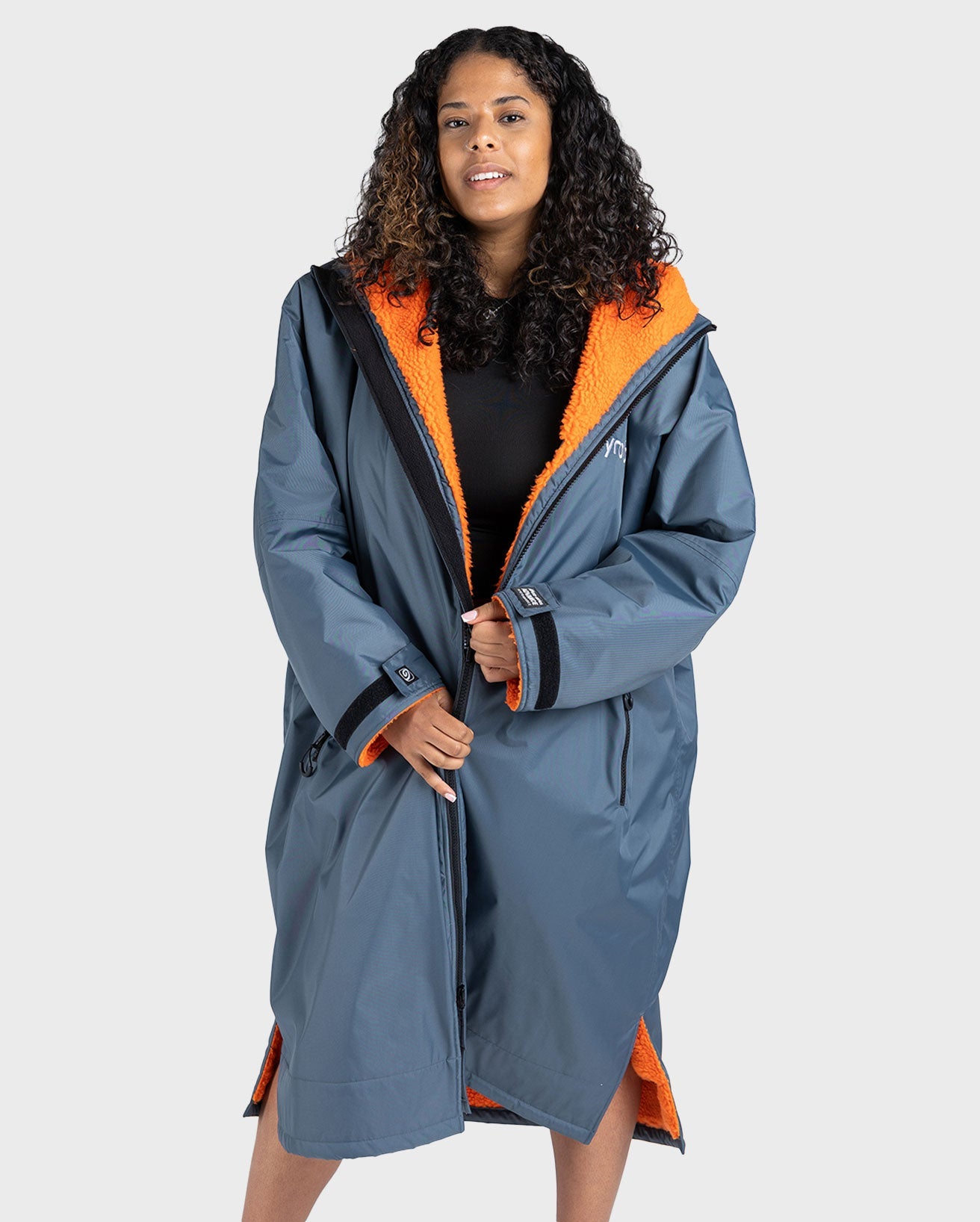 dryrobe® Advance Long Sleeve | Change Robe | Adult