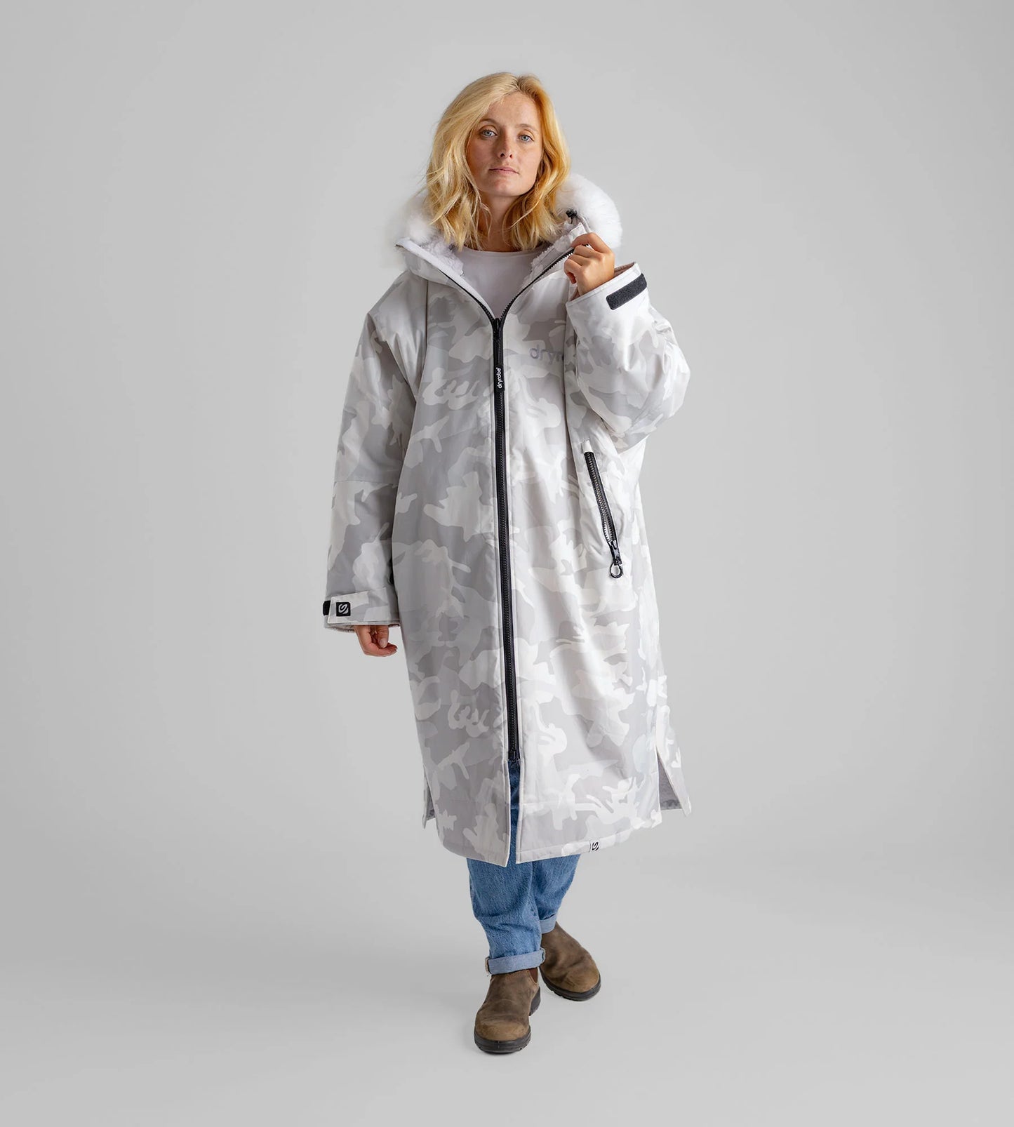dryrobe® Advance Long Sleeve | Change Robe | Adult