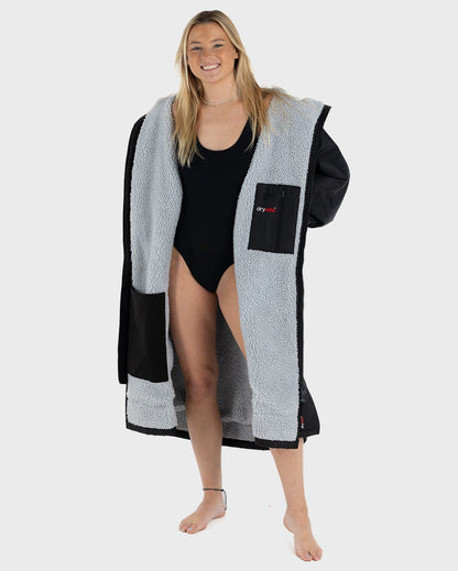 dryrobe® Advance Long Sleeve | Change Robe | Adult